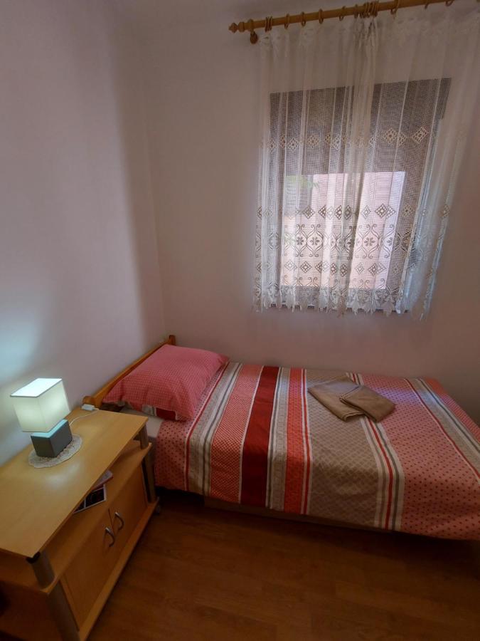 Apartman Porat Apartment Pula Bagian luar foto